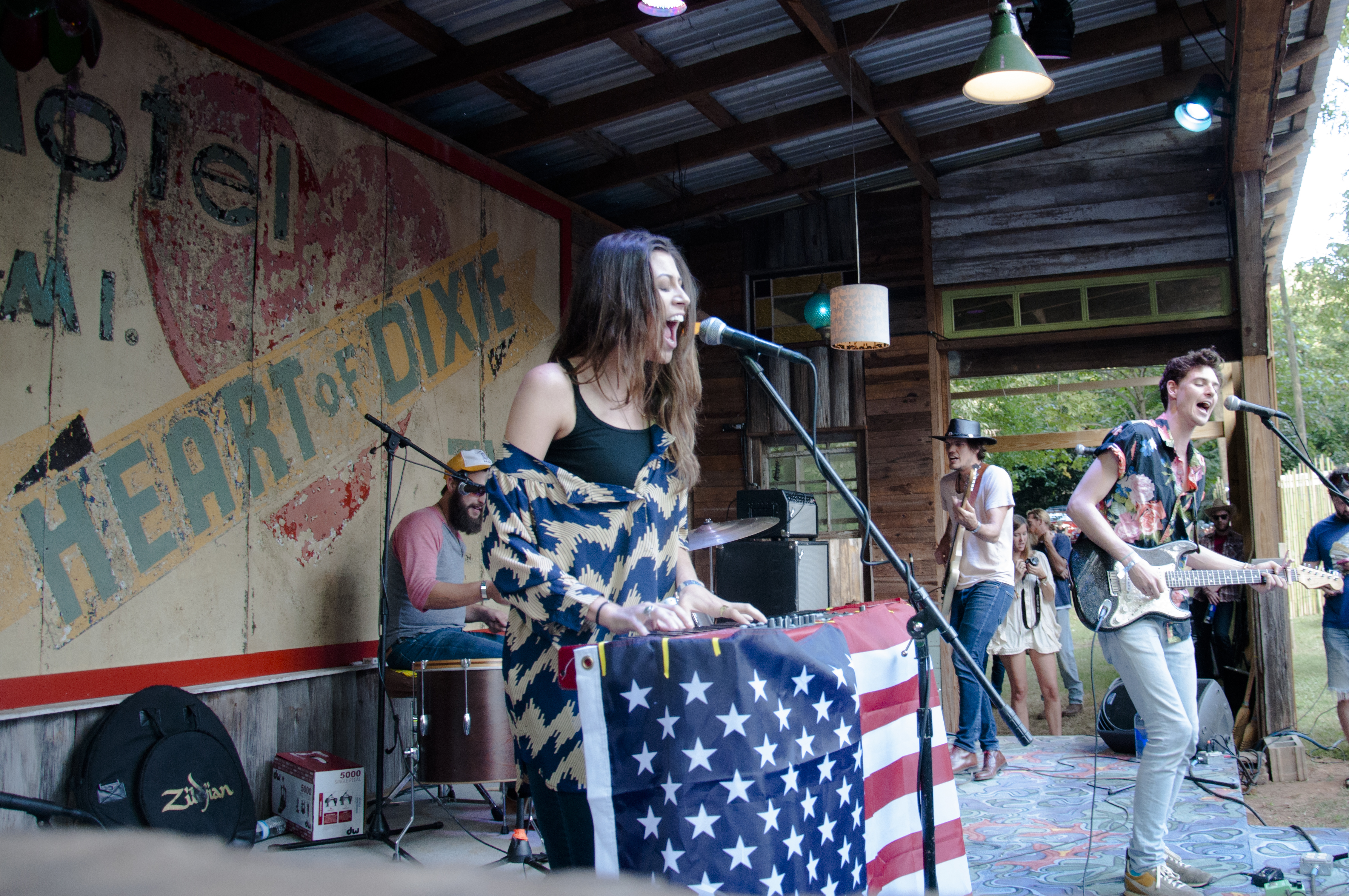 Houndmouth, 2013